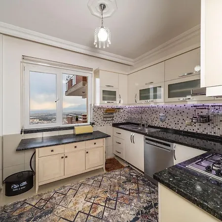 Lovely Apartment With Panoramic City View In Kepez, Antalya Daire